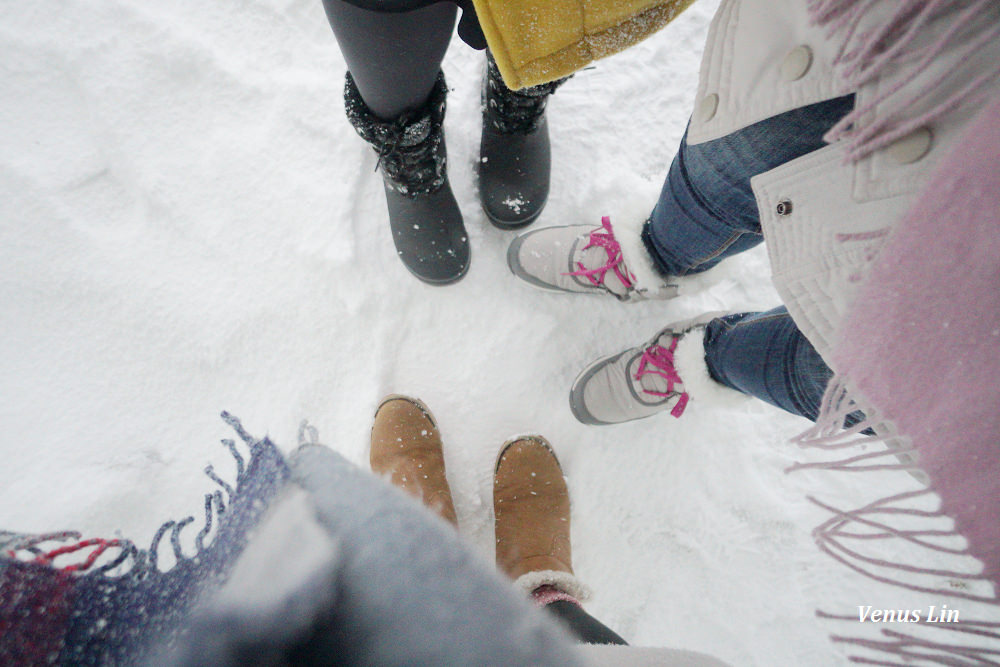 日本下雪怎麼穿衣服,雪地穿搭,雪地防滑鞋子選擇,JILLSTUART,KEEN雪鞋,SOREL雪鞋,EMU雪靴,KENZO後背包,三宅一生BAOBAO